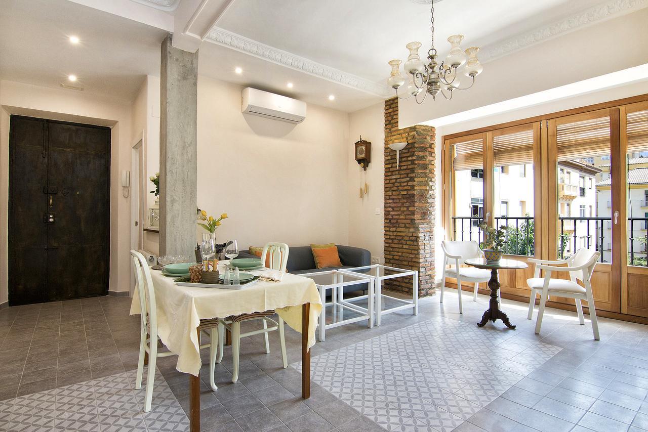 Bright & Elegant City Centre 3 Bedroom Apartment Granada Exterior foto